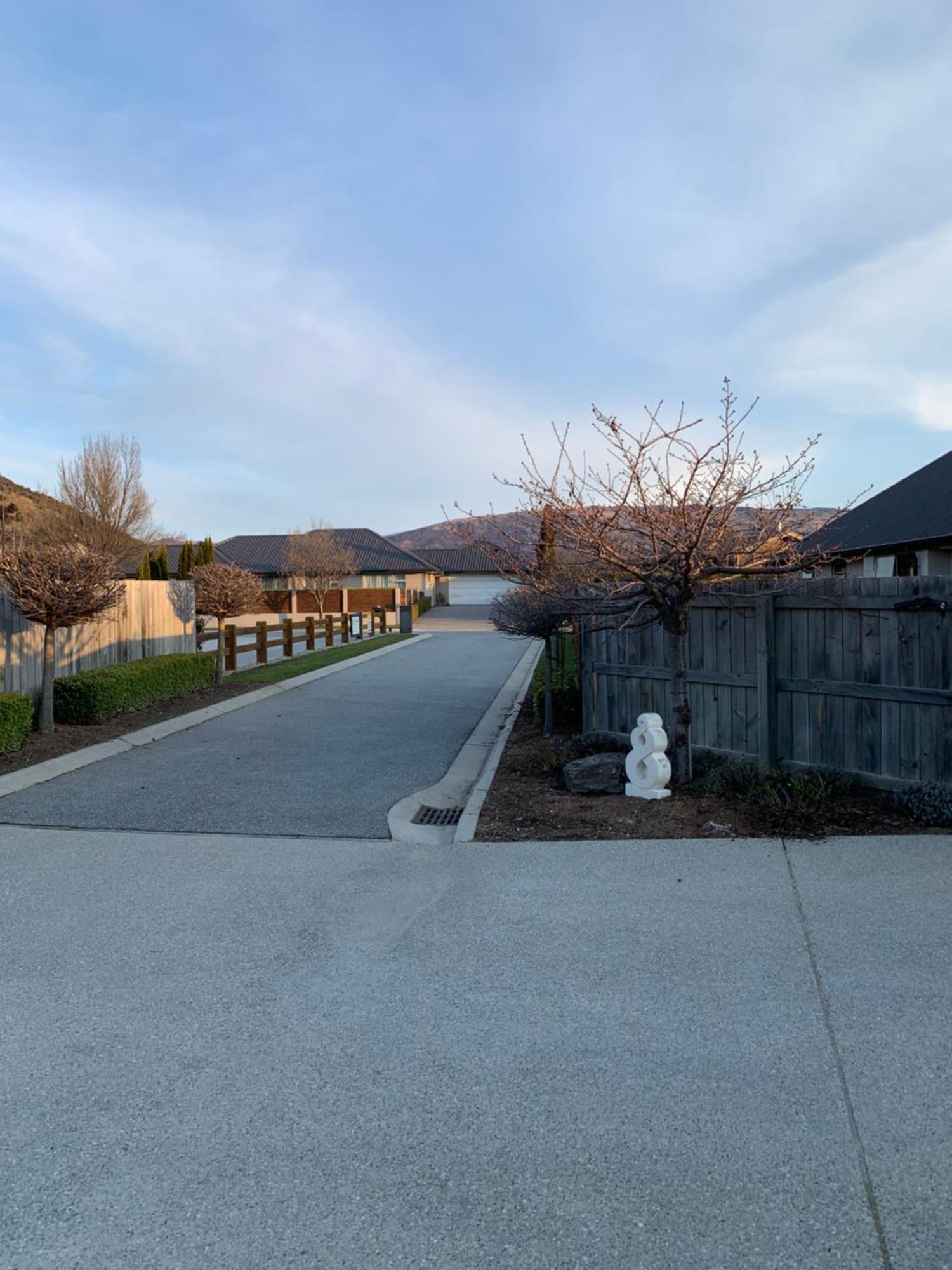 Parkside Loft Appartement Wanaka Buitenkant foto